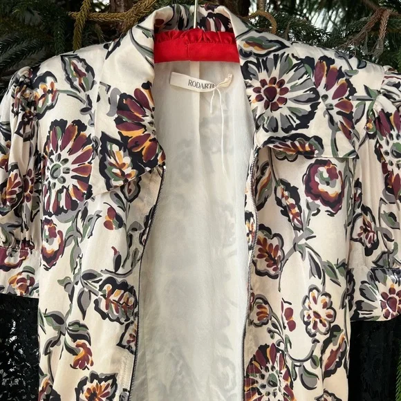 Rodarte White and Burgundy Floral Print Silk Charmeuse Blouse with Collar | FW16 - Picture 11 of 16